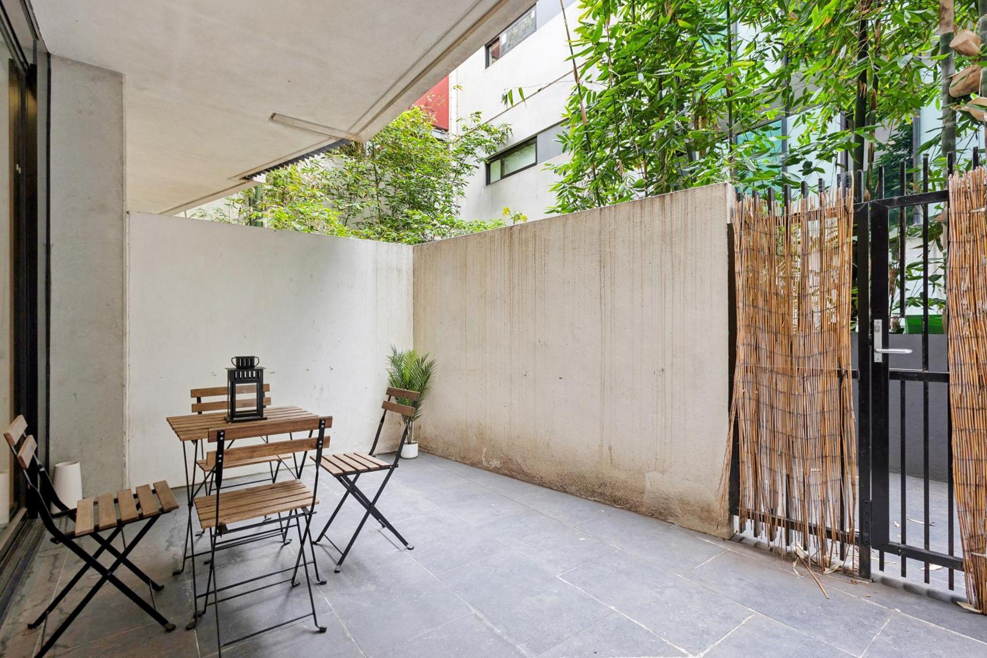 Complete Host Halo Apartments Melbourne Rum bild