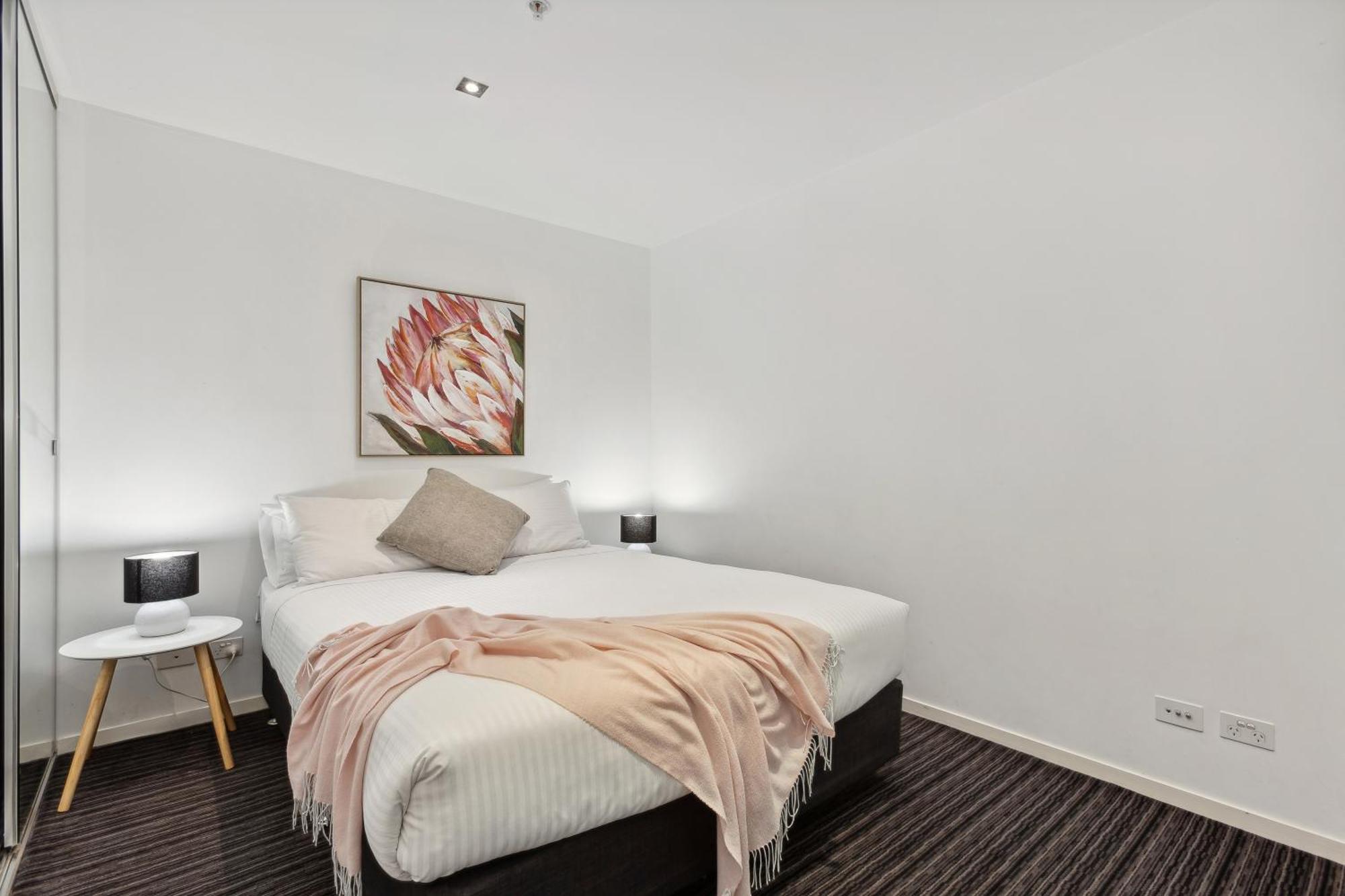 Complete Host Halo Apartments Melbourne Rum bild