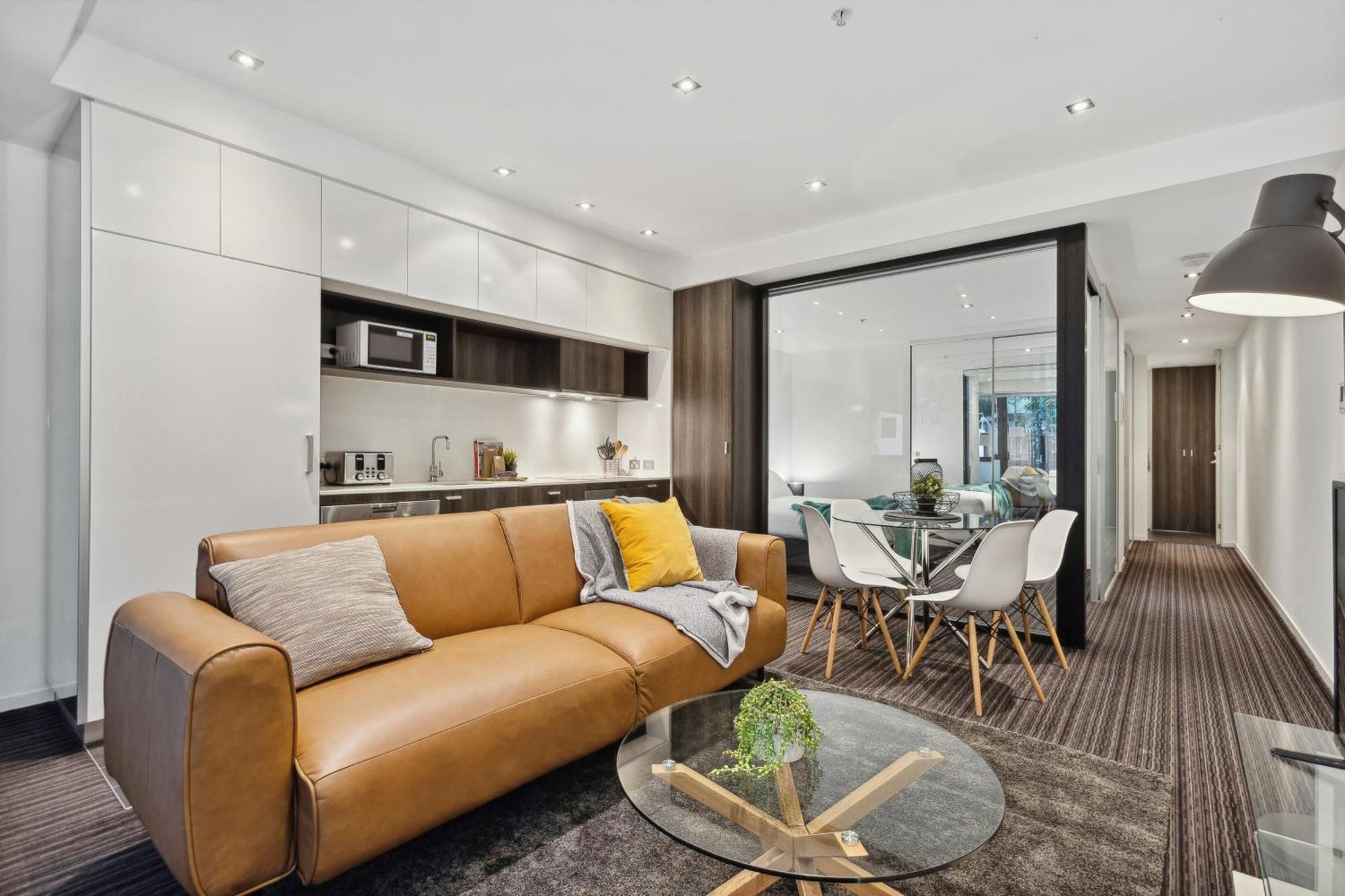 Complete Host Halo Apartments Melbourne Rum bild